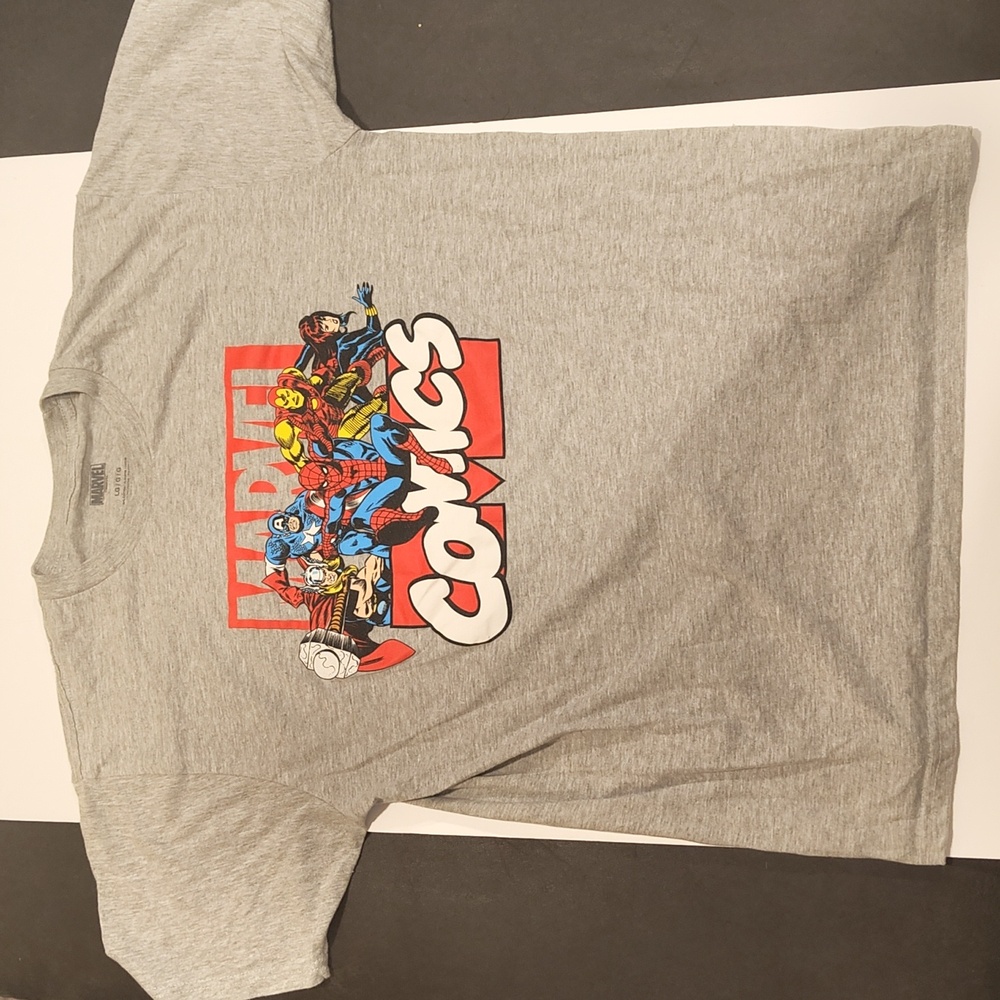 Marvel Comics Retro Avengers Men's Gray T-Shirt L